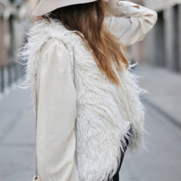 Altar'd State Sweaters - Altar'd State Snowy Faux Fur Vest